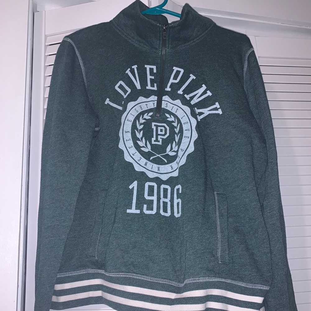 Half zipped hoodie